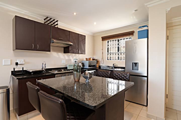 Atrium 38 Kitchen